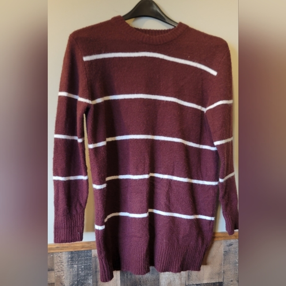 Urban Heritage Maroon and White Striped Crew Neck Sweater - Picture 3 of 7
